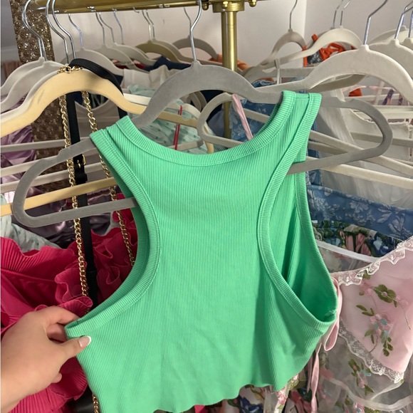 Wild Fable Green Sleeveless Crop Muscle Tee - Picture 2 of 3